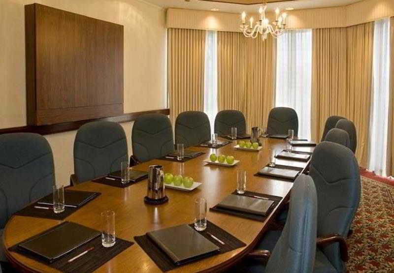 מלון Wichita Marriott מראה חיצוני תמונה